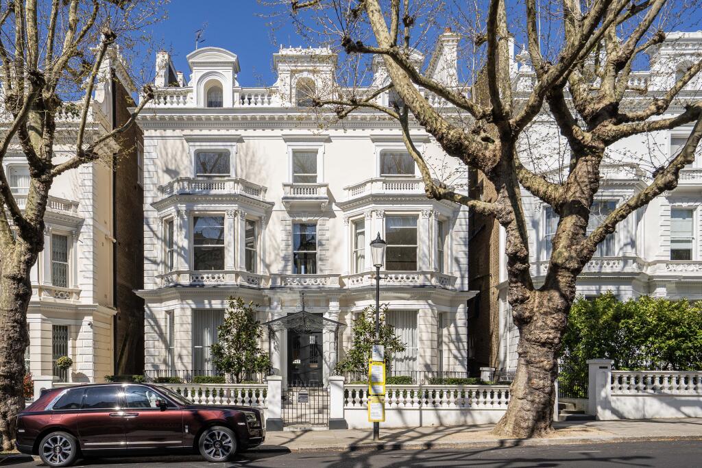 Holland Park, Holland Park, W11